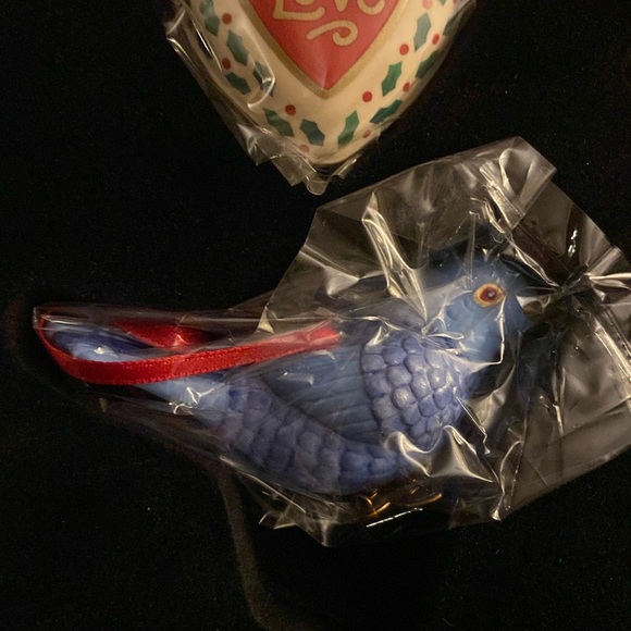 🎄Our Christmas together 2001 Hallmark box ornaments NIB 🎄 - Picture 9 of 13